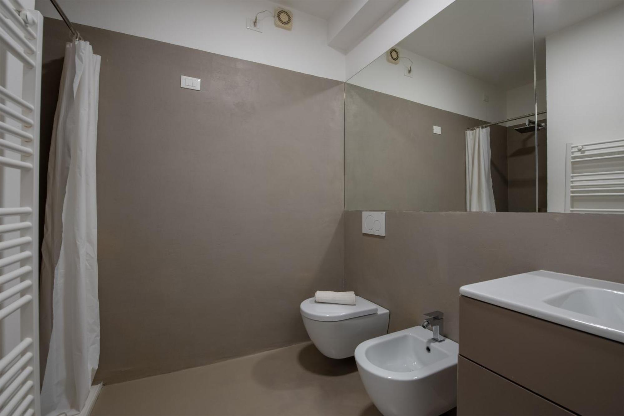 Residence Orti Apartments By Wonderful Italy Salò Buitenkant foto