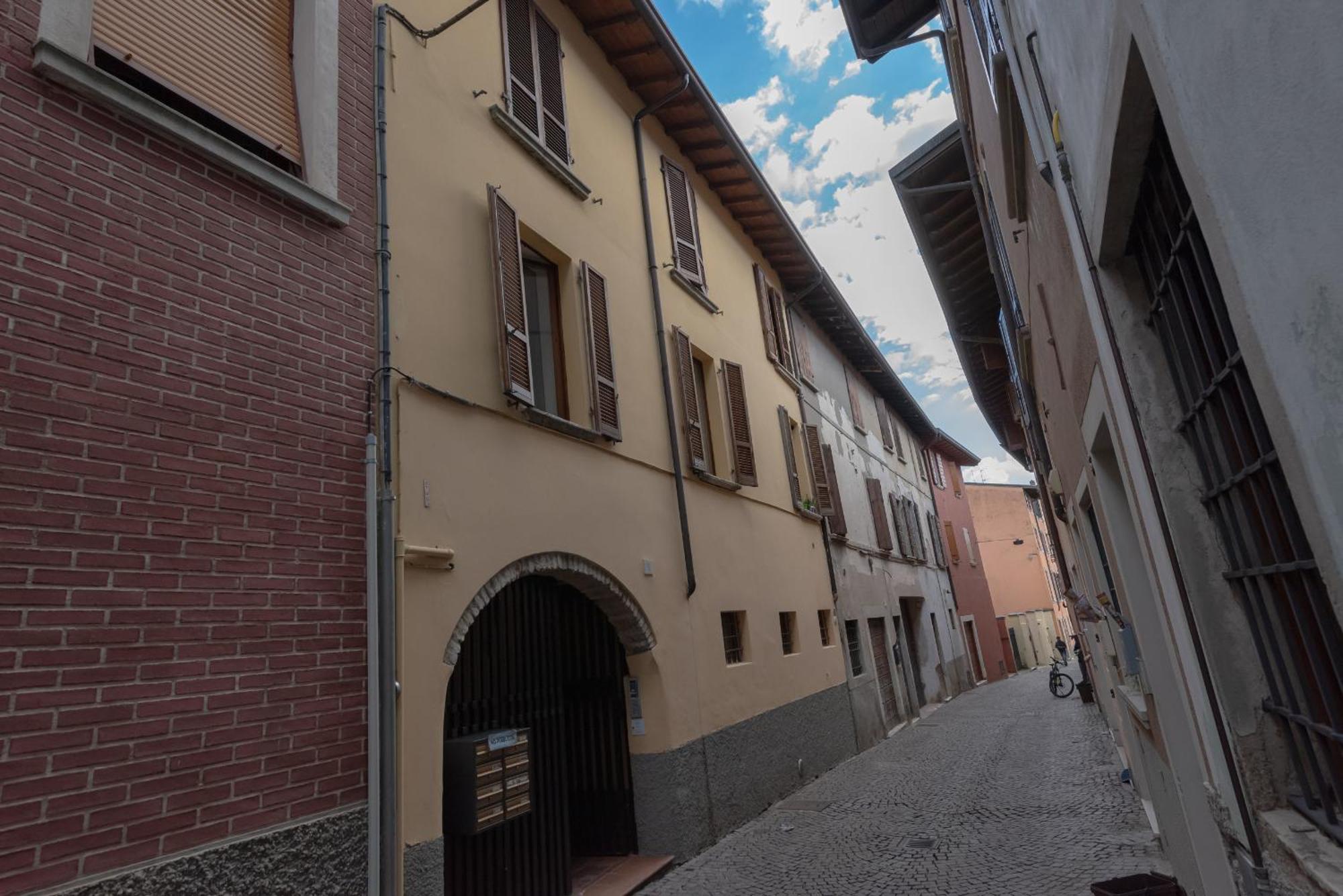 Residence Orti Apartments By Wonderful Italy Salò Buitenkant foto